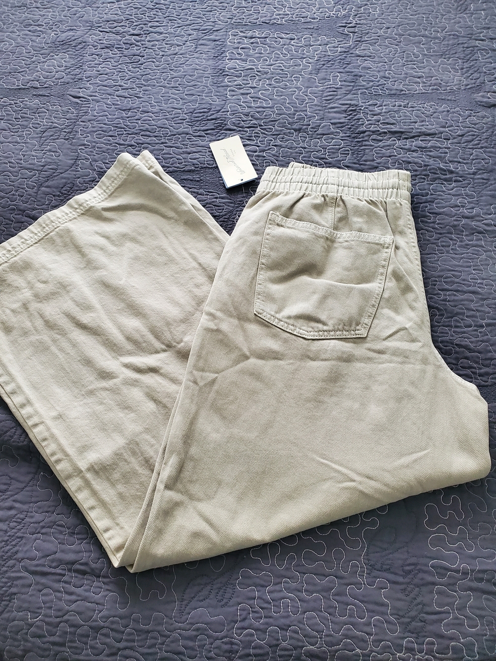 Women's Medium Khaki Wide Leg Pants